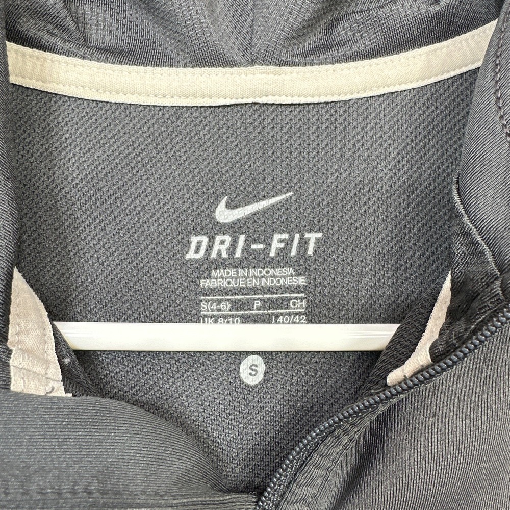 Nike Hoodie Women Small Gray 1/4 Zip Pullover Running Dri Fit Stretch Active Gym - Picture 2 of 12